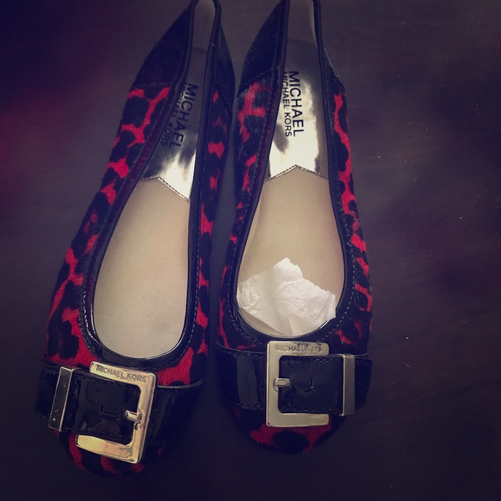 Micheal kors Flat shoes size 6